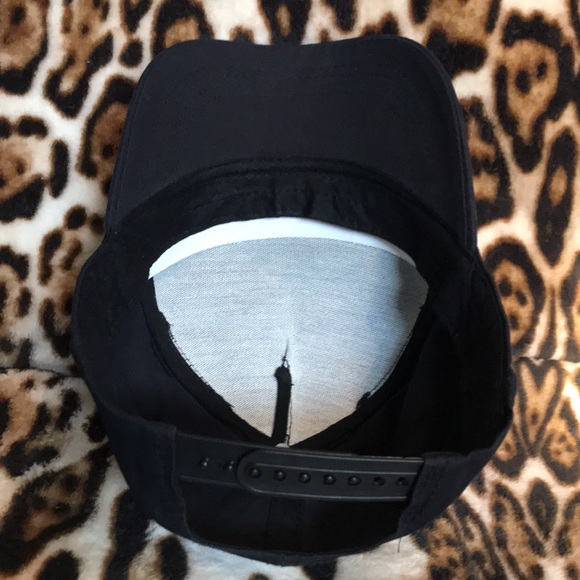 Cat Embroidered Baseball Cap Adjustable Black/ Pink/ Silver. NWOT - Picture 9 of 9